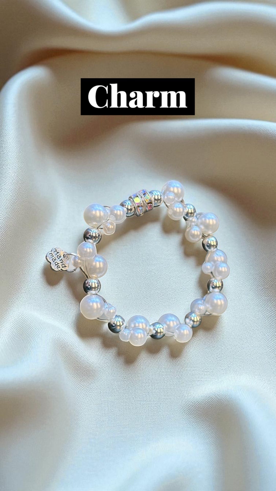 Elegant Pearl Charm Hair Tie ๐ค | Handmade Beaded Ponytail Holder | Stylish Hair Accessory ์ฐ์ํ ์ง์ฃผ ์ฐธ ํค์ด๋ ๐ค | ํธ๋๋ฉ์ด๋ ํค์ด ์ก์ธ์๋ฆฌ | ์ธ๋ จ๋ ํค์ด ์คํ์ผ๋ง