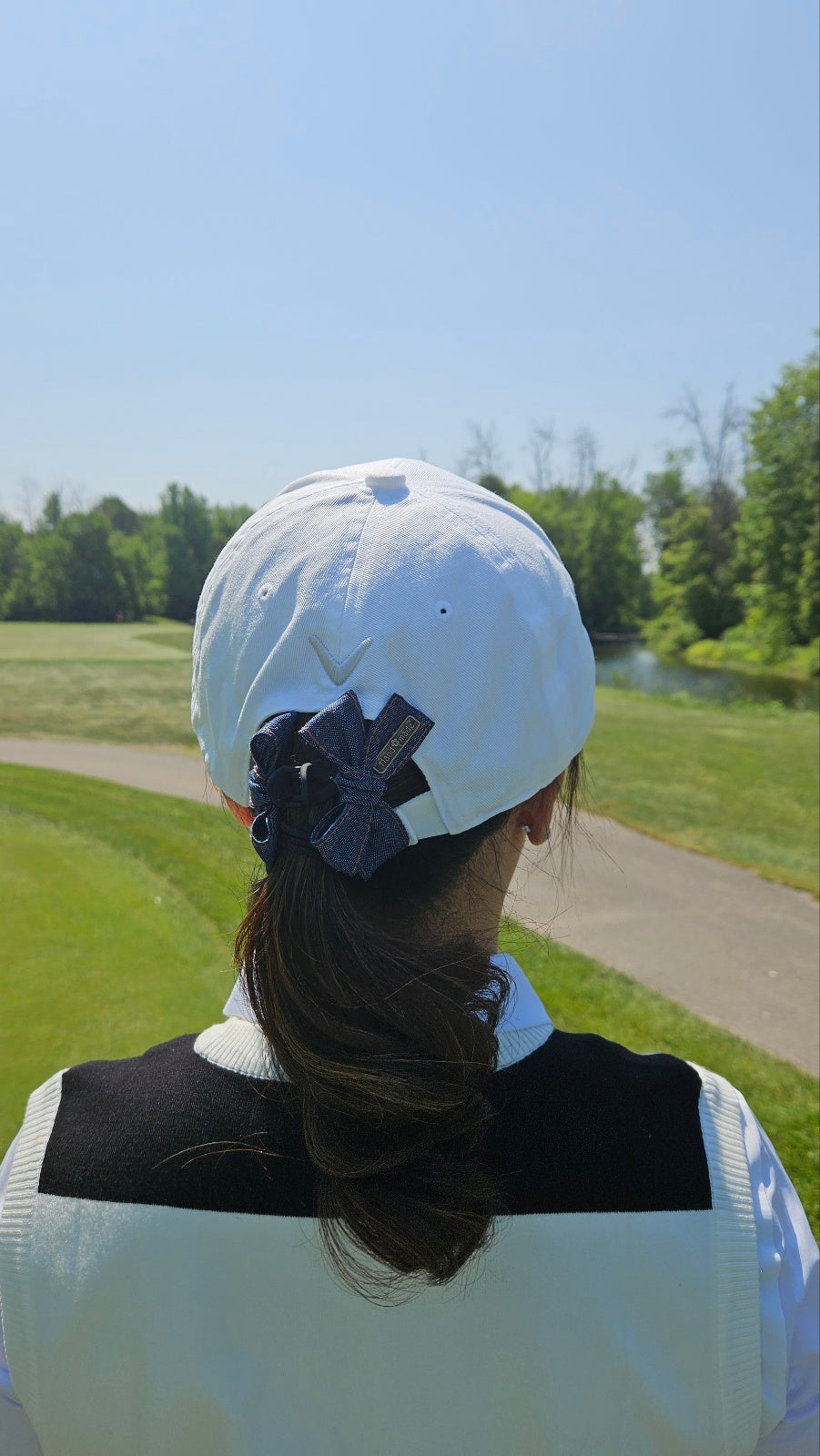 ๐งตโจ Denim Bow Hair Claw Clip | Handmade Chic Hair Accessory for Everyday & Sports