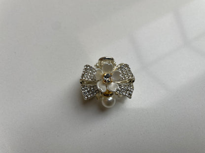 3cm - Luxury Rhinestone Bow HairClaw Elegant Pearl & Floral Design,Weddings,Parties,Everyday Glam,Gift for Her, Hair Accessory, Hairpin, Hair Clip