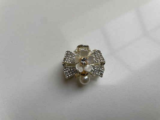 3cm - Luxury Rhinestone Bow HairClaw Elegant Pearl & Floral Design,Weddings,Parties,Everyday Glam,Gift for Her, Hair Accessory, Hairpin, Hair Clip