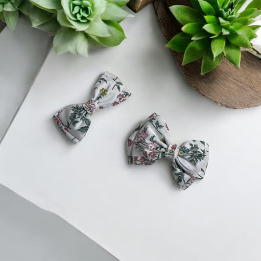 Botanical Print Bow Hair Clip – Vintage-Inspired Handmade Accessory