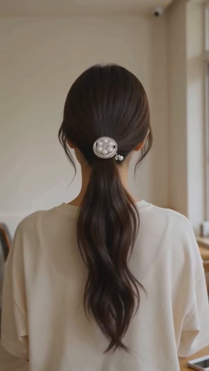 진주 플라워 참 헤어타이 | 핸드메이드 헤어 액세서리 / Pearl Flower Charm Hair Tie | Handmade Hair Accessory
